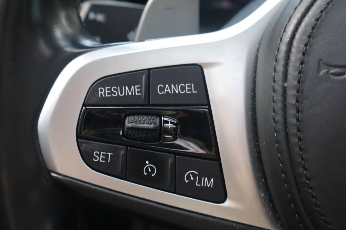 BMW 3 Serie BMW 3-Serie Touring (g21) 330i M-Sport 258pk | Camera | Trekhaak | LED | Pano | Climate | Cruise | Carplay | Sfeer |