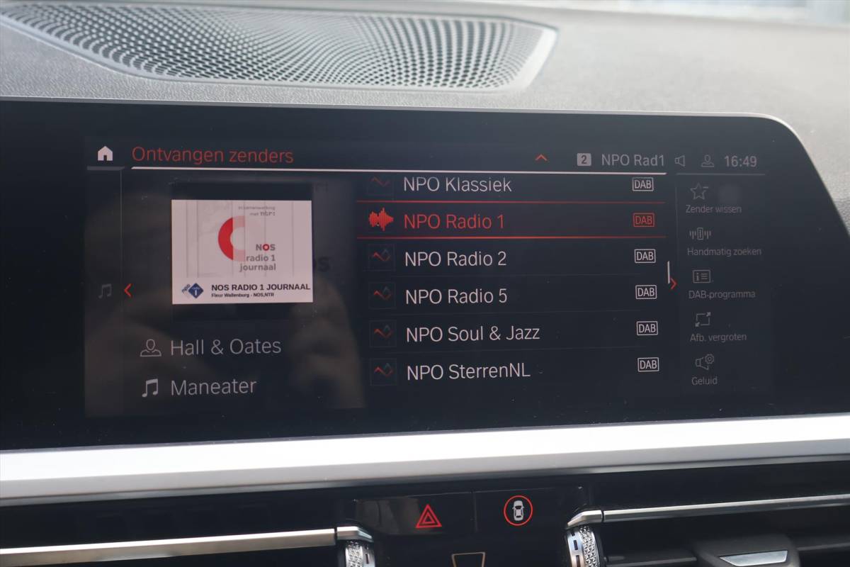 BMW 3 Serie BMW 3-Serie Touring (g21) 330i M-Sport 258pk | Camera | Trekhaak | LED | Pano | Climate | Cruise | Carplay | Sfeer |