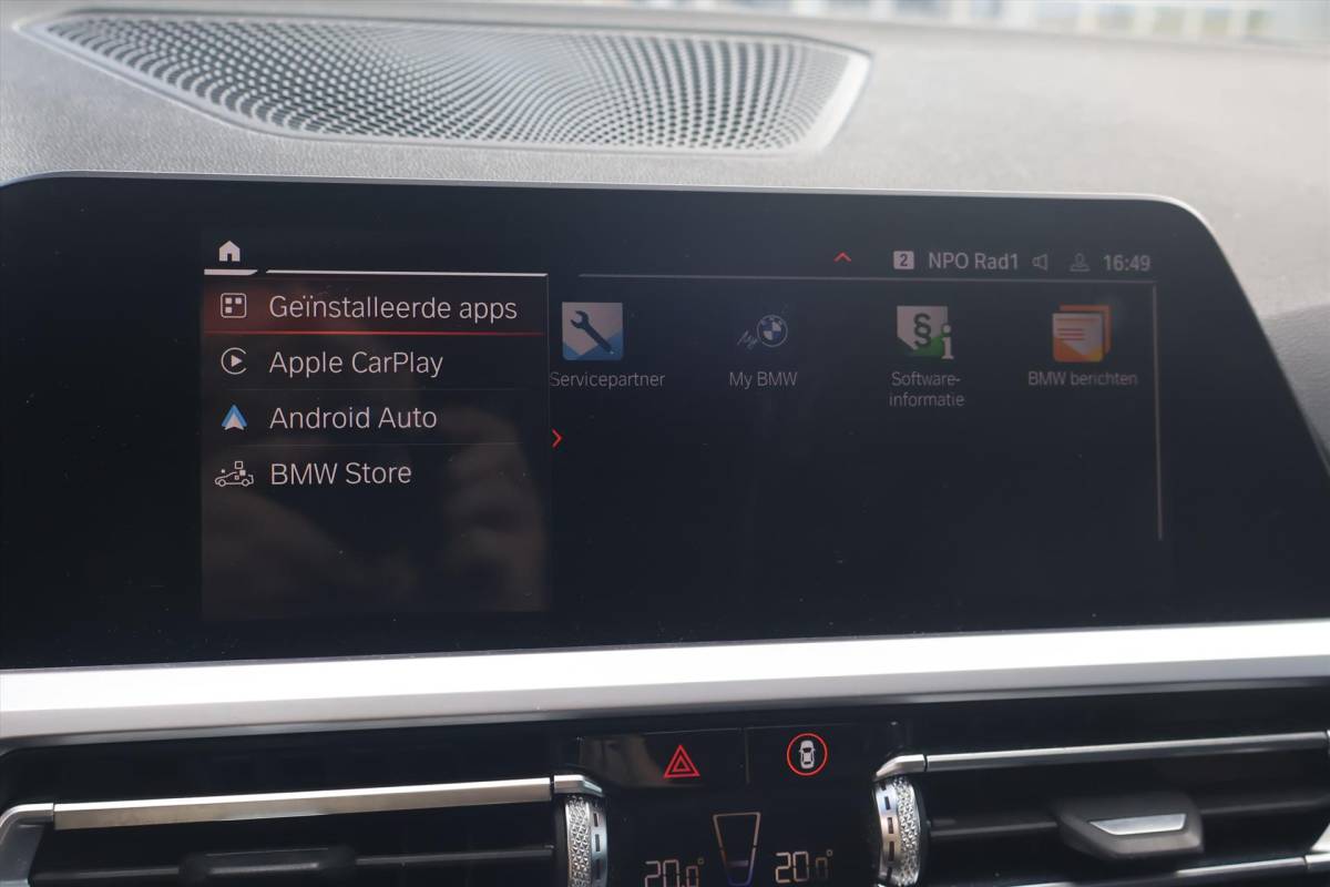 BMW 3 Serie BMW 3-Serie Touring (g21) 330i M-Sport 258pk | Camera | Trekhaak | LED | Pano | Climate | Cruise | Carplay | Sfeer |
