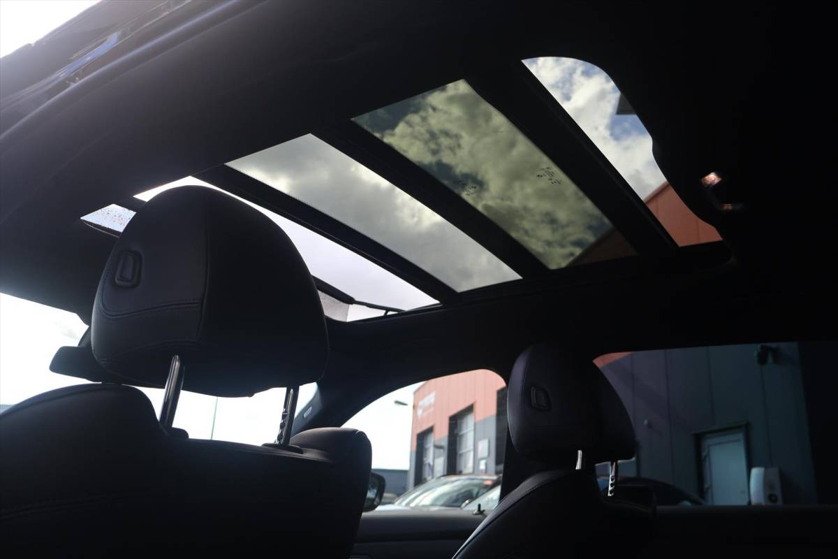 BMW 3 Serie BMW 3-Serie Touring (g21) 330i M-Sport 258pk | Camera | Trekhaak | LED | Pano | Climate | Cruise | Carplay | Sfeer |