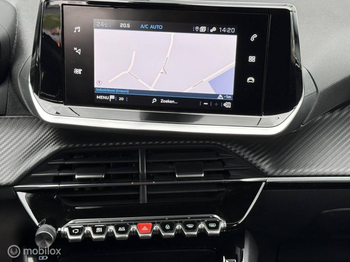 Peugeot 2008 Peugeot 2008 1.2 PureTech Blue Lease Active Full-Led CarPlay