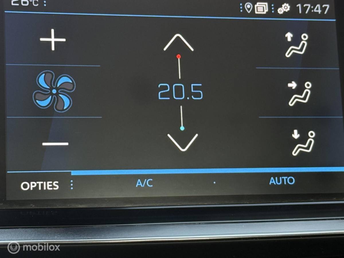 Peugeot 2008 Peugeot 2008 1.2 PureTech Blue Lease Active Full-Led CarPlay