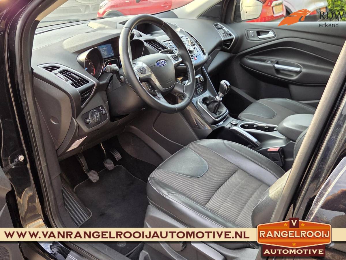 Ford Kuga Ford Kuga 1.5 Titanium, trekh., xenon, stoelverw., clima, cruise, 19″ lmv