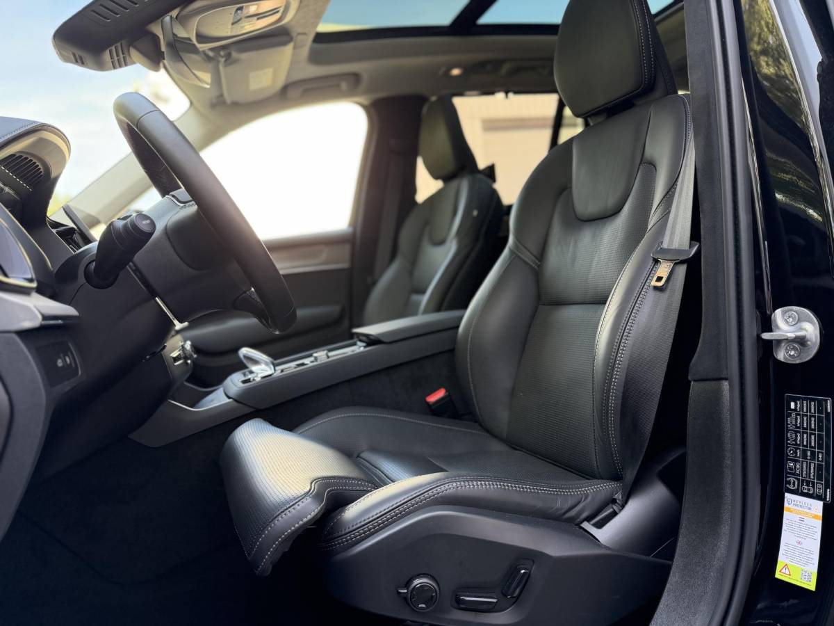 Volvo XC90 Volvo XC90 2.0 T8 Plug-in hybrid AWD Ultra Dark |Full Option|Pano|B&W|Massage/Ventilatie|Luchtvering|Trekhaak