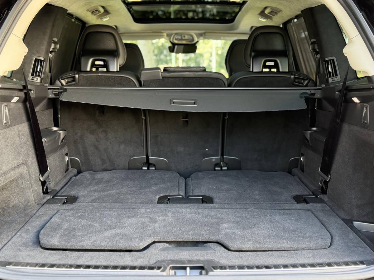 Volvo XC90 Volvo XC90 2.0 T8 Plug-in hybrid AWD Ultra Dark |Full Option|Pano|B&W|Massage/Ventilatie|Luchtvering|Trekhaak