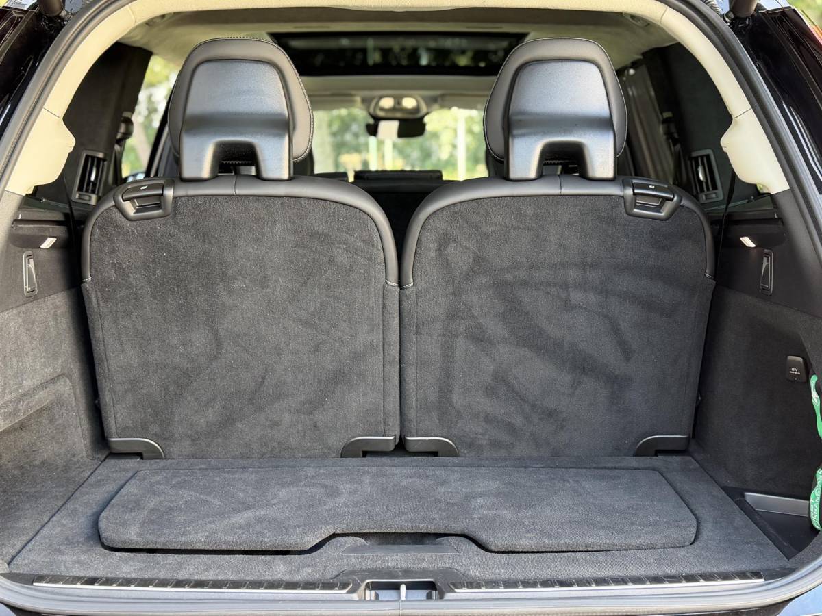 Volvo XC90 Volvo XC90 2.0 T8 Plug-in hybrid AWD Ultra Dark |Full Option|Pano|B&W|Massage/Ventilatie|Luchtvering|Trekhaak