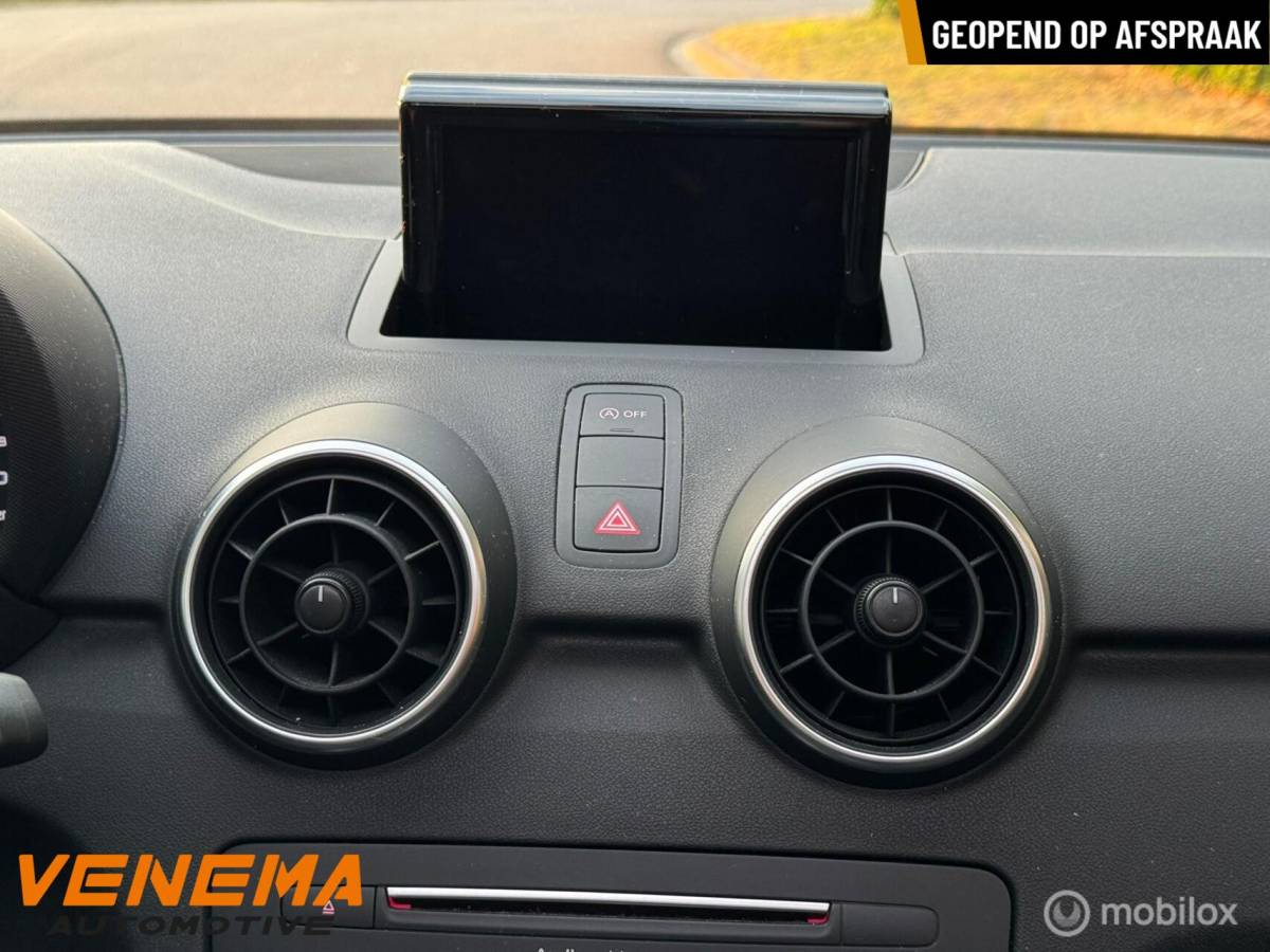 Audi A1 Sportback Audi A1 Sportback S-Line| 1e Eig| Pano| Xenon|18”|Misano Met