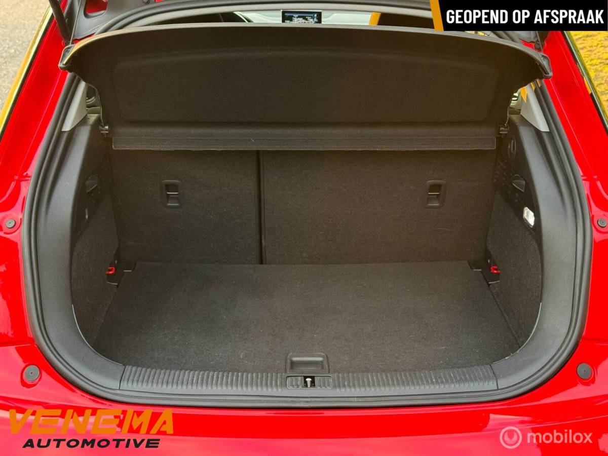 Audi A1 Sportback Audi A1 Sportback S-Line| 1e Eig| Pano| Xenon|18”|Misano Met