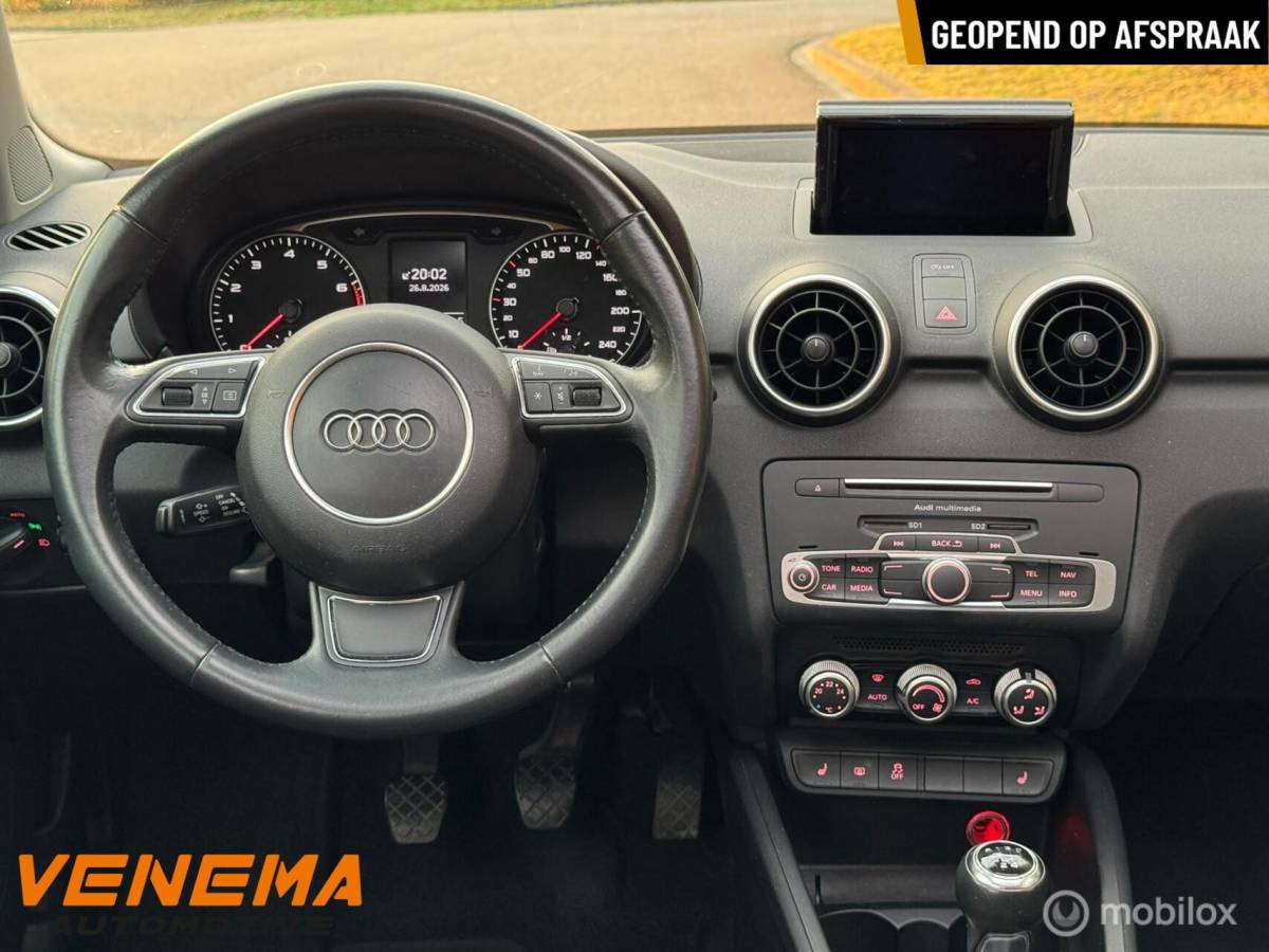 Audi A1 Sportback Audi A1 Sportback S-Line| 1e Eig| Pano| Xenon|18”|Misano Met