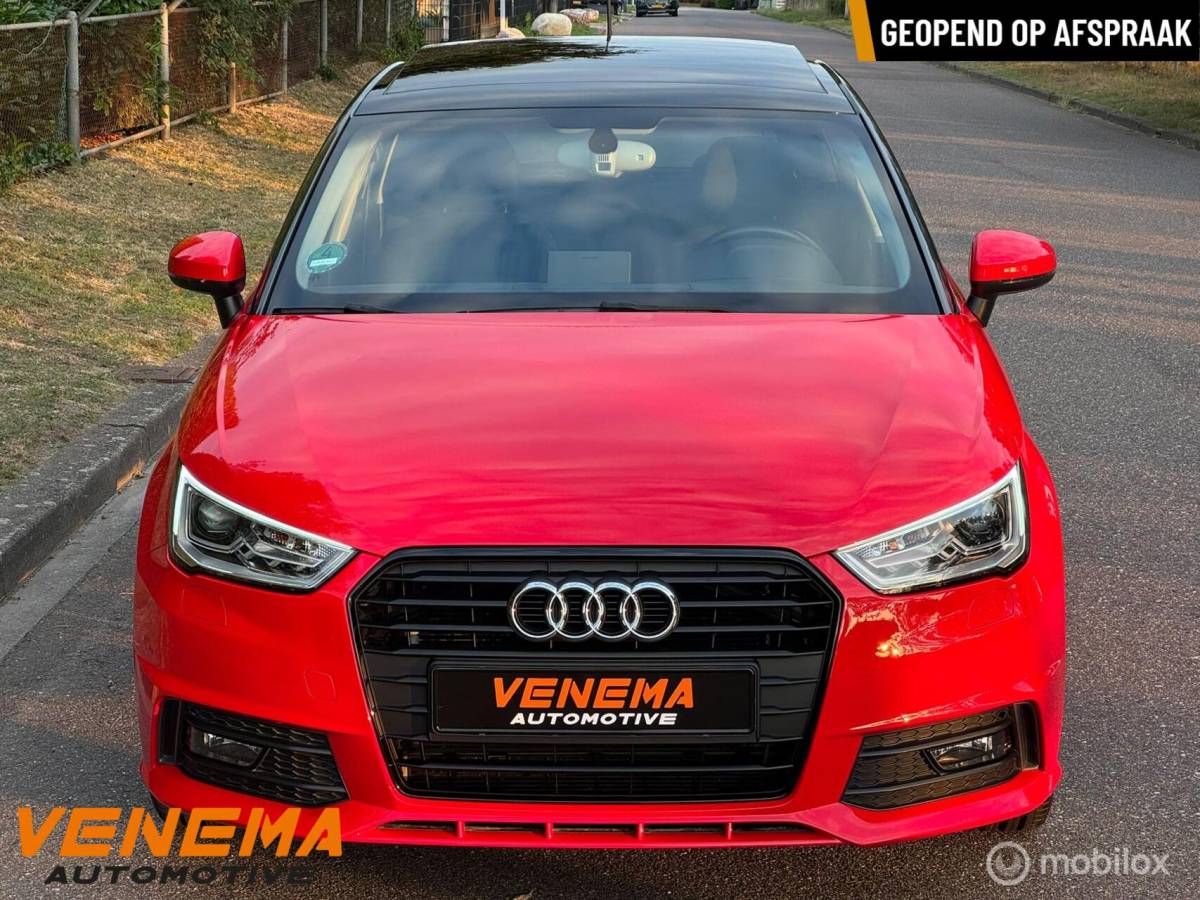 Audi A1 Sportback Audi A1 Sportback S-Line| 1e Eig| Pano| Xenon|18”|Misano Met