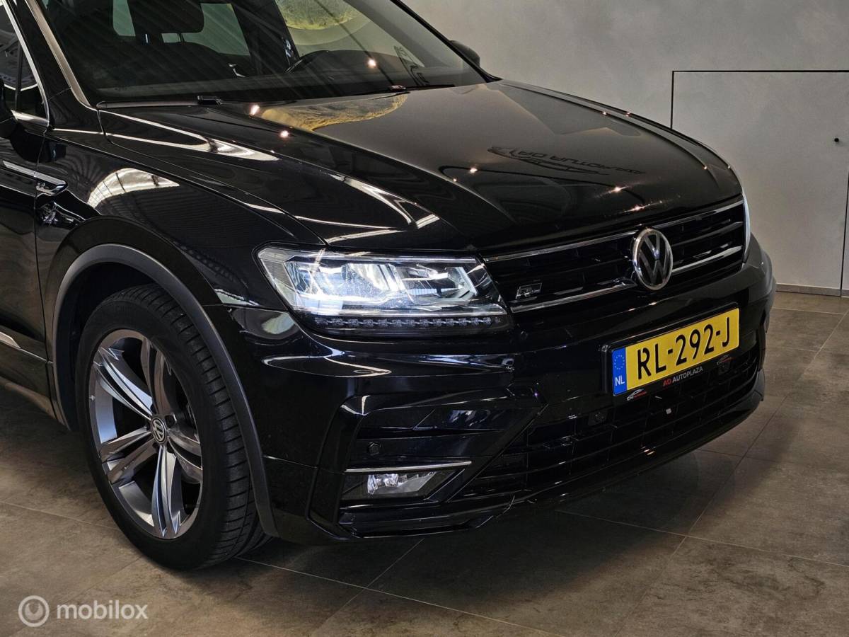 Volkswagen Tiguan Volkswagen Tiguan 1.4 TSI ACT R-line Panorama/Virtual/Trekhaak