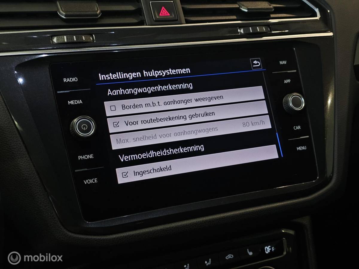 Volkswagen Tiguan Volkswagen Tiguan 1.4 TSI ACT R-line Panorama/Virtual/Trekhaak