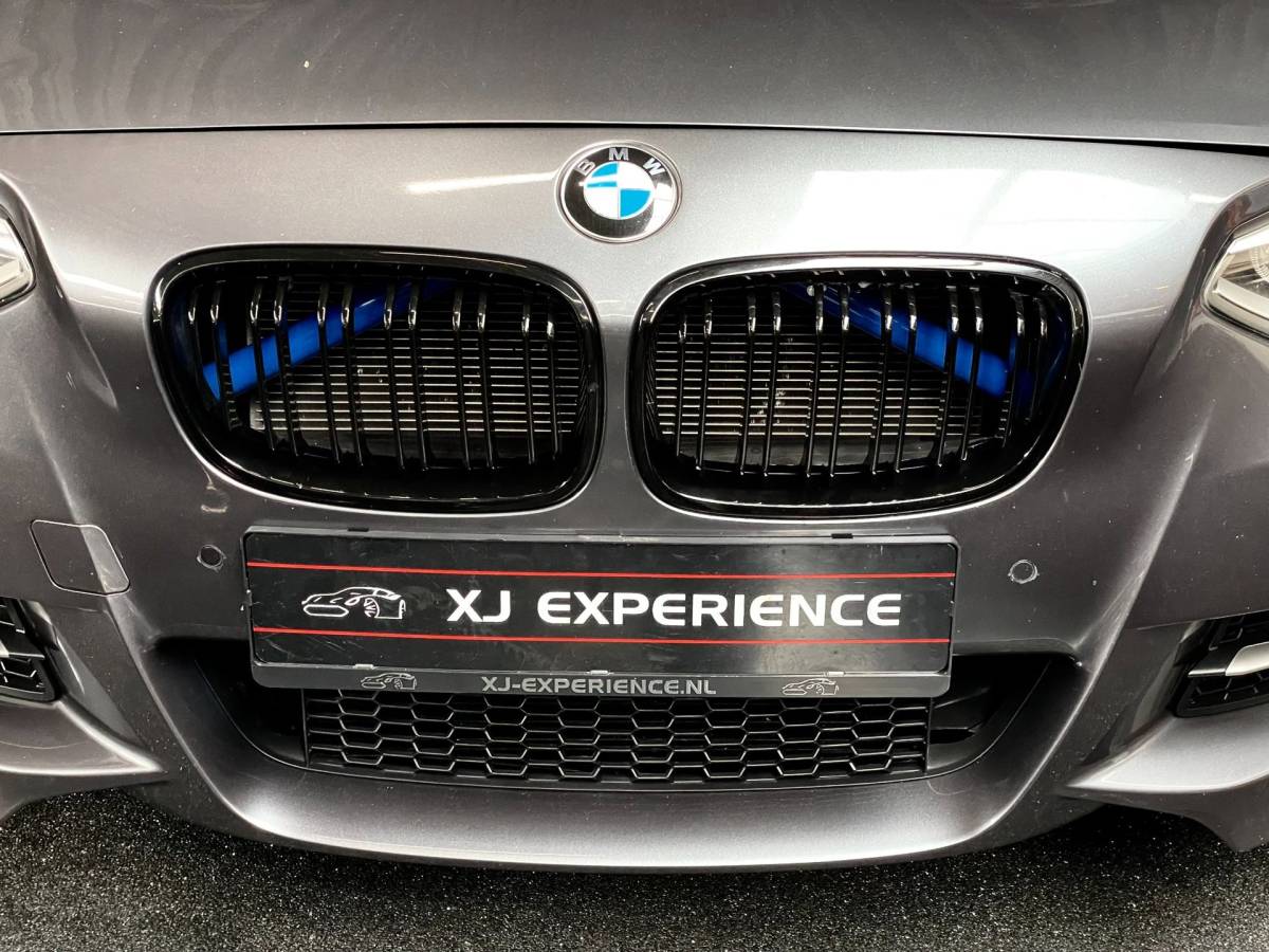 BMW 1 Serie BMW 1-serie M135i xDrive 320 PK M-PERFORMANCE NAVI LEER