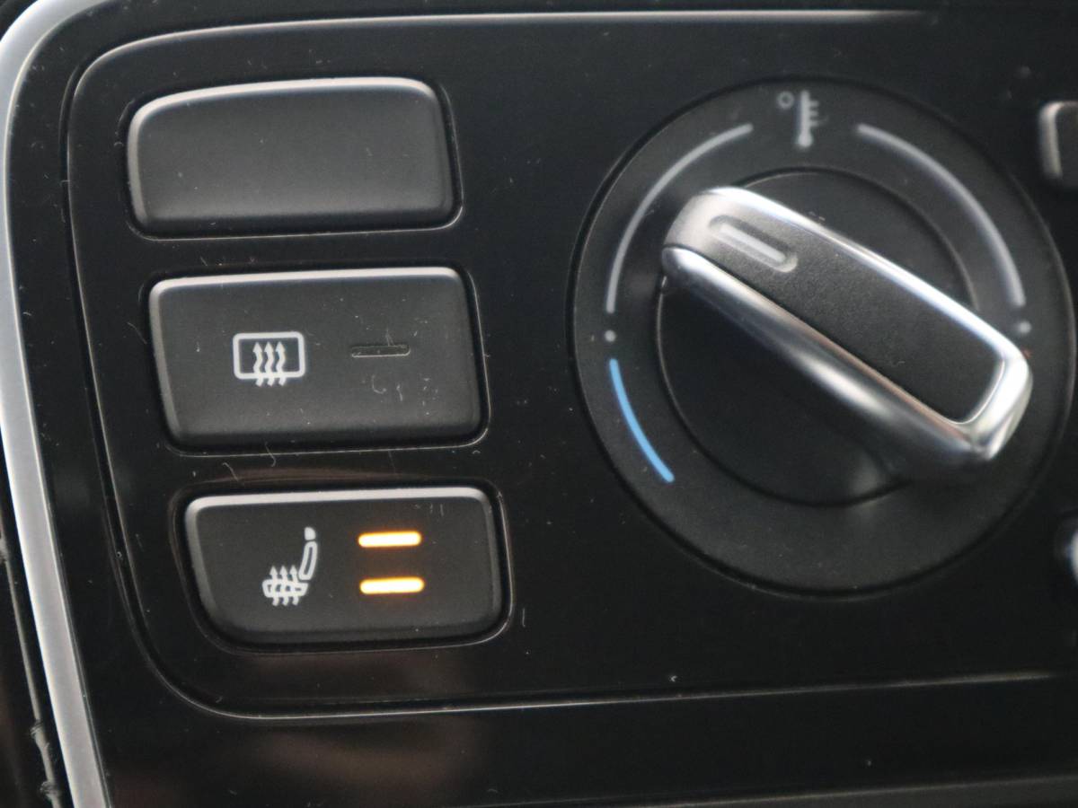 Volkswagen up! Volkswagen Up! 1.0 high up! BlueMotion WHITE UP! / NAVI / AIRCO / BLUETOOTH / ELEK RAMEN