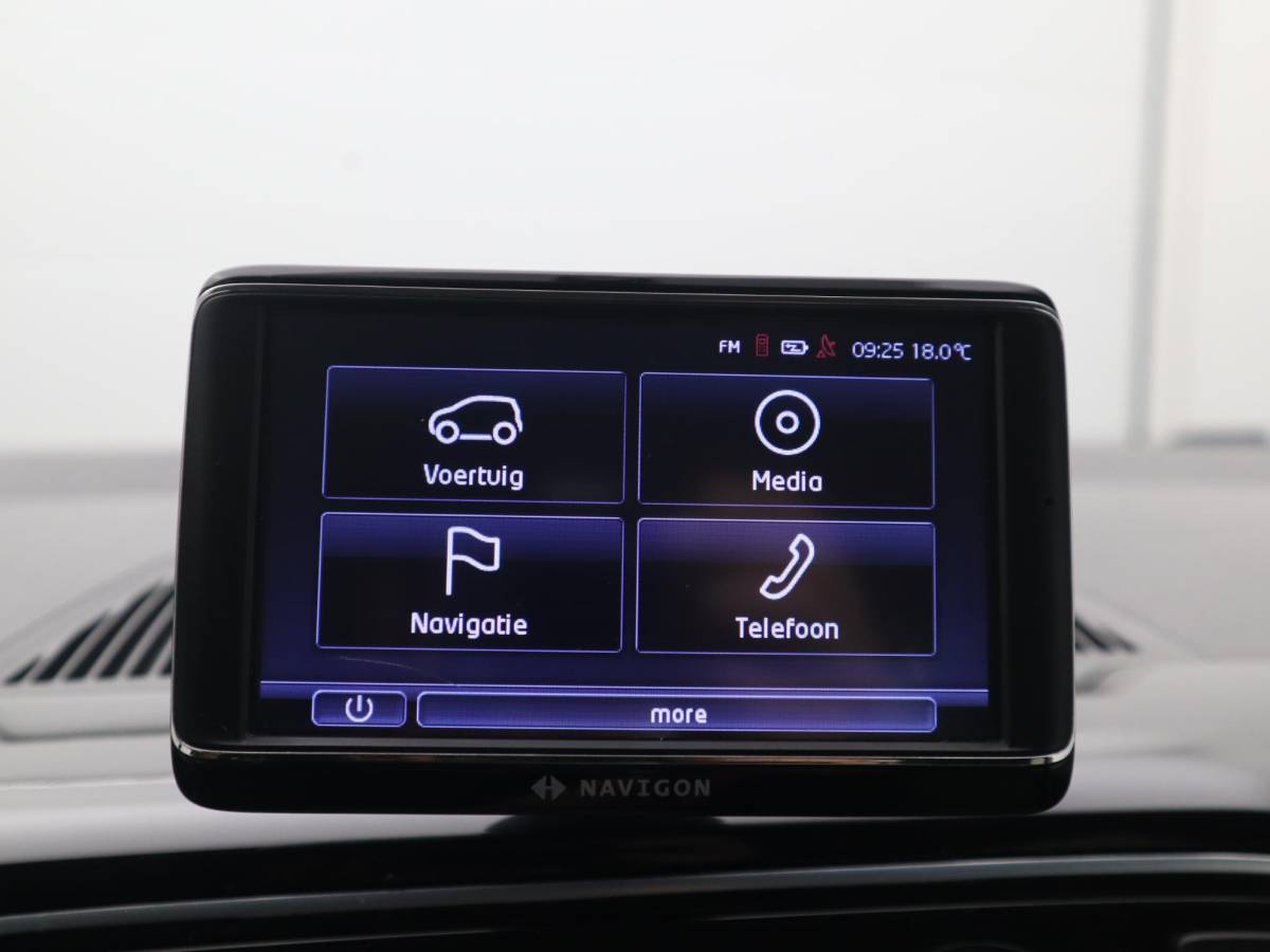 Volkswagen up! Volkswagen Up! 1.0 high up! BlueMotion WHITE UP! / NAVI / AIRCO / BLUETOOTH / ELEK RAMEN