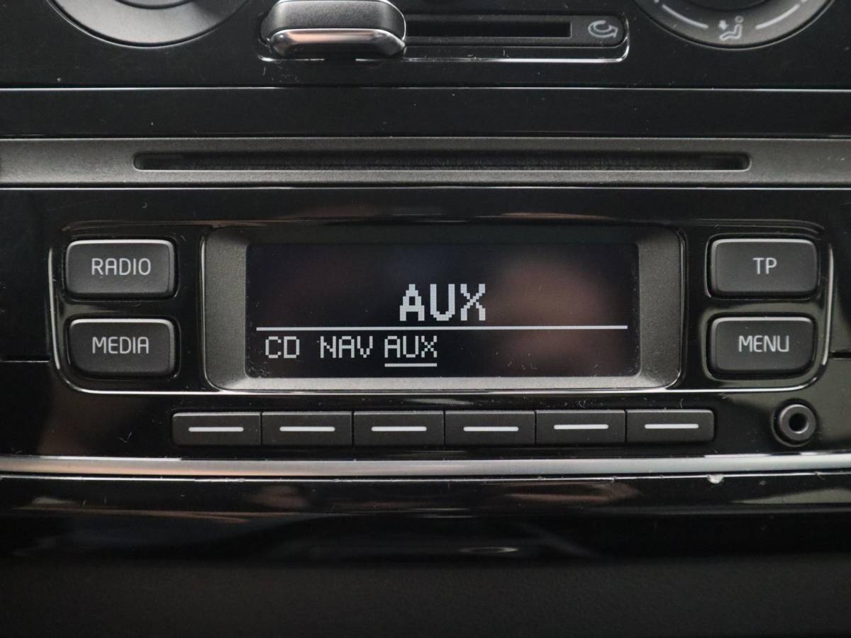 Volkswagen up! Volkswagen Up! 1.0 high up! BlueMotion WHITE UP! / NAVI / AIRCO / BLUETOOTH / ELEK RAMEN