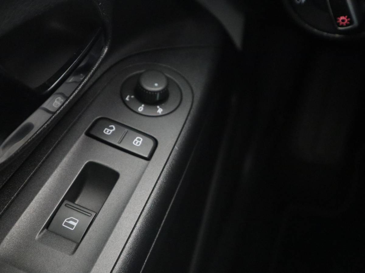 Volkswagen up! Volkswagen Up! 1.0 high up! BlueMotion WHITE UP! / NAVI / AIRCO / BLUETOOTH / ELEK RAMEN