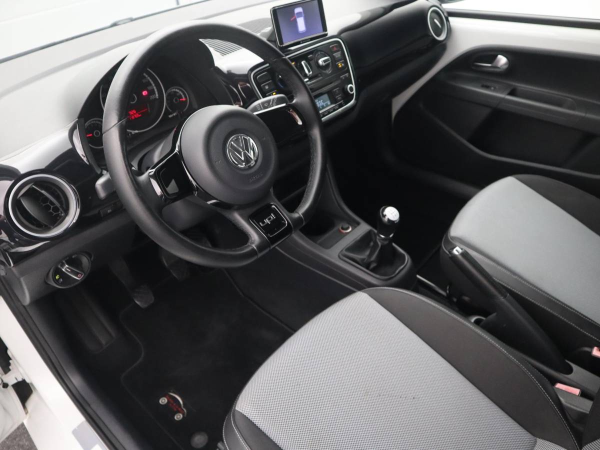 Volkswagen up! Volkswagen Up! 1.0 high up! BlueMotion WHITE UP! / NAVI / AIRCO / BLUETOOTH / ELEK RAMEN