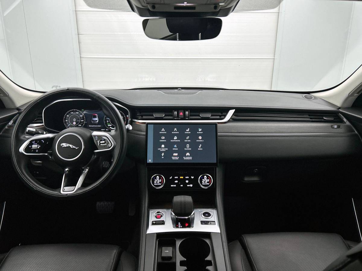 Jaguar F-PACE Jaguar F-PACE 2.0 P400e PHEV AWD 405PK 360° CAMERA | LEER | TREKHAAK