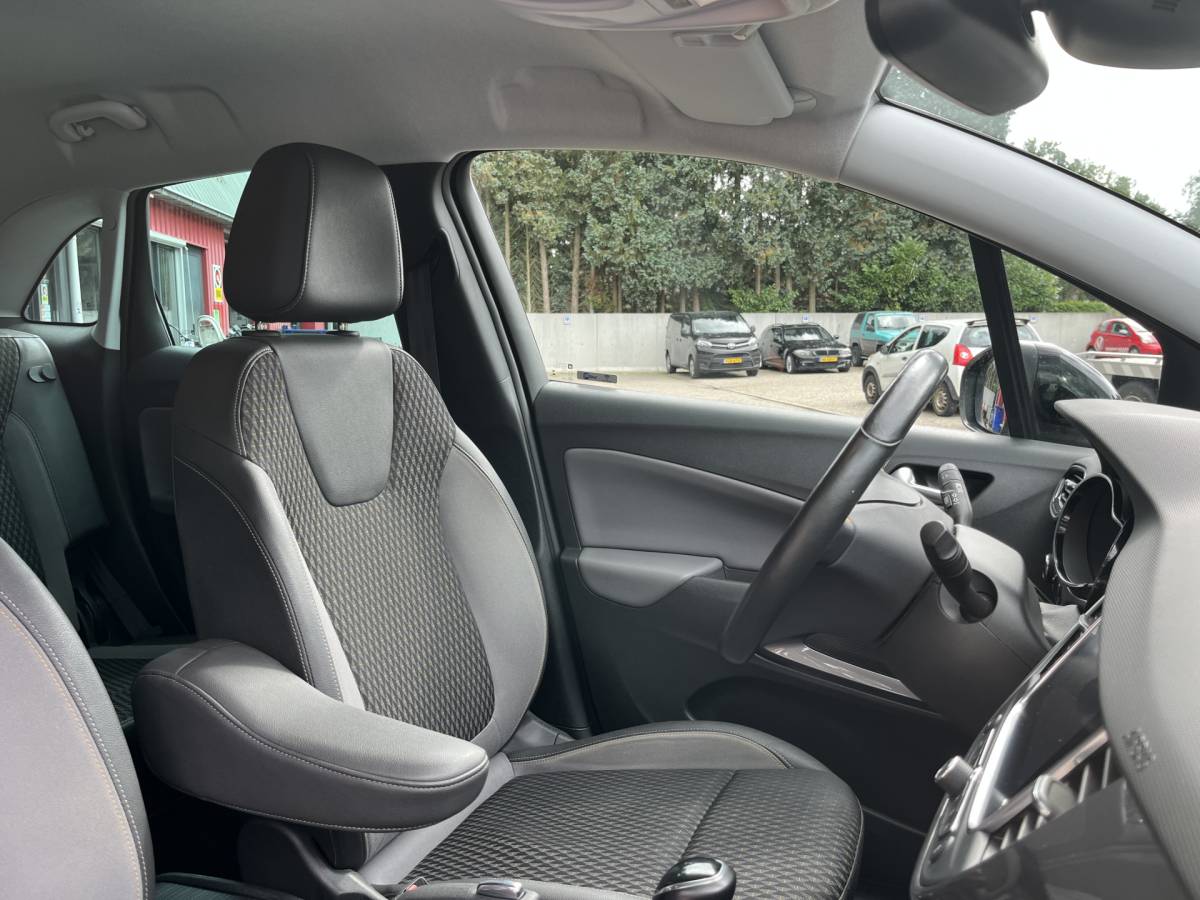 Opel Crossland X Opel Crossland X 1.2 Turbo Innovation Trekh. Incl. Beurt!!