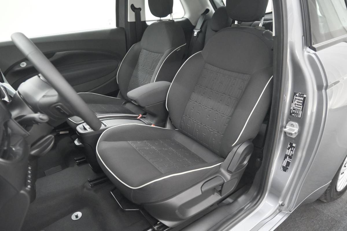 Fiat 500 Fiat 500 Urban 42 kWh | SOH 97.6% | 3 Fase Laadfunctie | Camera | Apple Carplay | Parkeersensoren