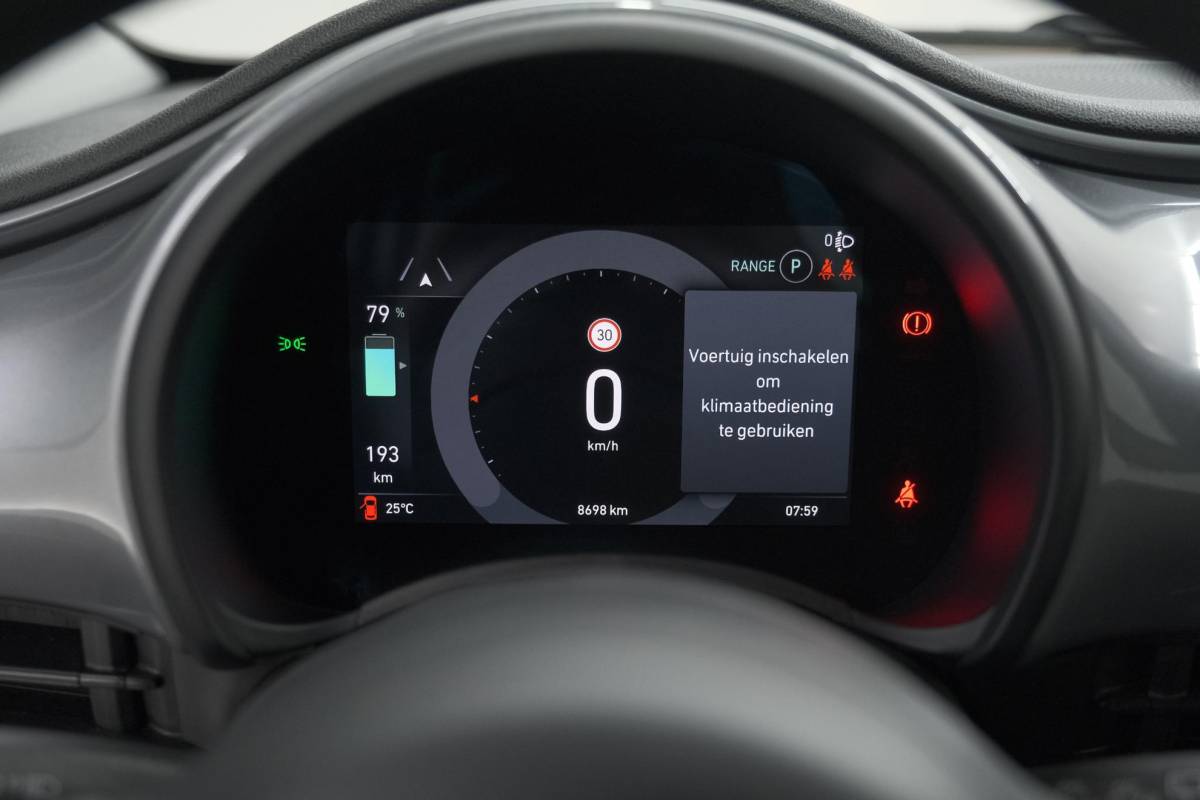 Fiat 500 Fiat 500 Urban 42 kWh | SOH 97.6% | 3 Fase Laadfunctie | Camera | Apple Carplay | Parkeersensoren