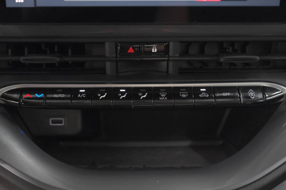 Fiat 500 Fiat 500 Urban 42 kWh | SOH 97.6% | 3 Fase Laadfunctie | Camera | Apple Carplay | Parkeersensoren