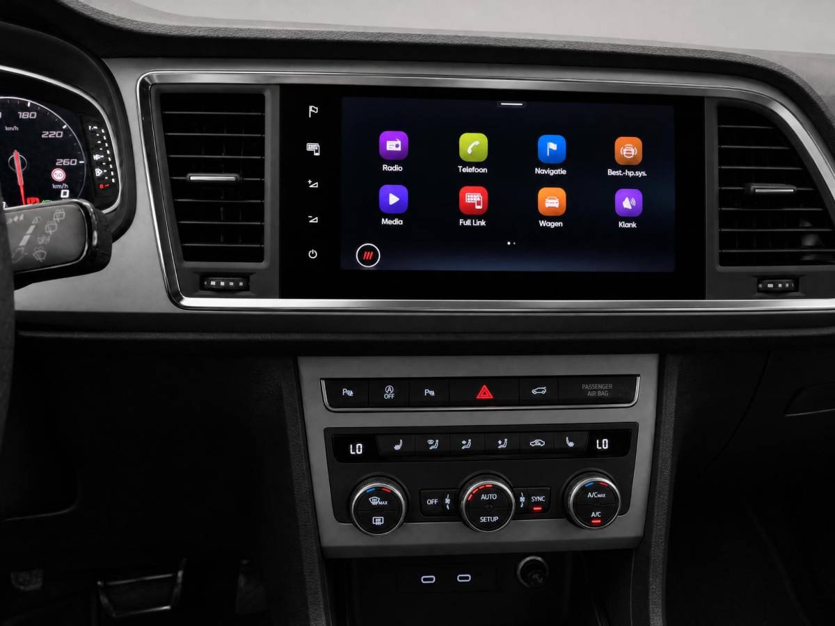 SEAT Ateca SEAT Ateca 1.5 TSI 150pk DSG FR Business Intense · Camera · Wegklapbare Trekhaak · Apple/Android Car Play · Elek. Achterklep · Navigatie · Stoelverwarming · 18” Inch · Garantie t/m 25-07-2028 of 100.000km