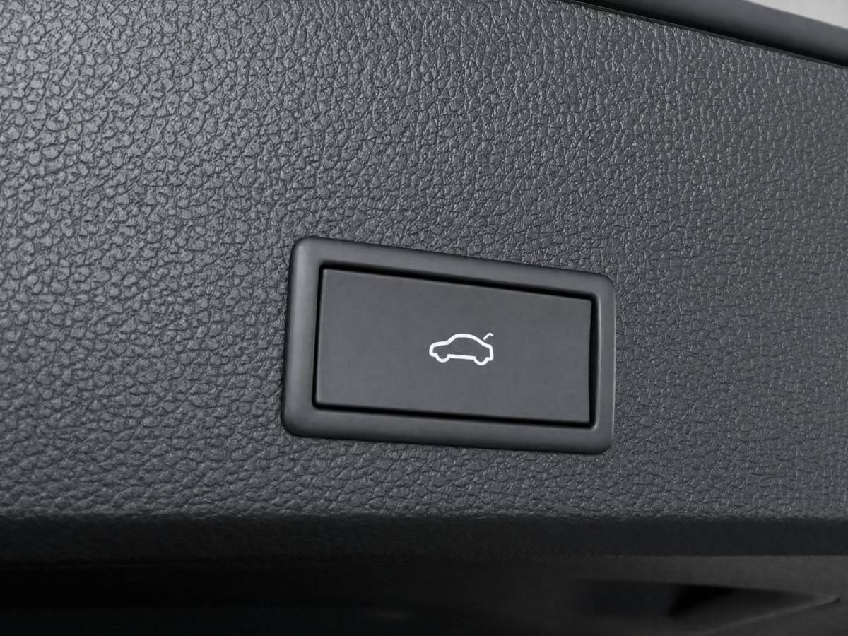 SEAT Ateca SEAT Ateca 1.5 TSI 150pk DSG FR Business Intense · Camera · Wegklapbare Trekhaak · Apple/Android Car Play · Elek. Achterklep · Navigatie · Stoelverwarming · 18” Inch · Garantie t/m 25-07-2028 of 100.000km
