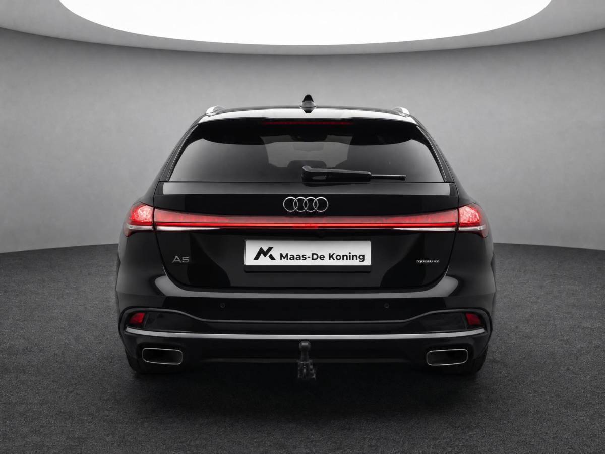 Audi A5 Audi A5 Avant 2.0 299pk S-tronic e-hybrid Quattro Advanced · Camera · Wegklapbare Trekhaak · Stoelverwarming · Apple/Android Car Play · 18” Inch · Garantie t/m 18-11-2029 of 100.000km