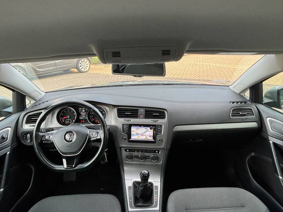 Volkswagen Golf Volkswagen Golf Variant 1.2 105PK TSI Comfortline | PDC V+A | Clima | Cruise | Navi | Orig. NL | NAP |