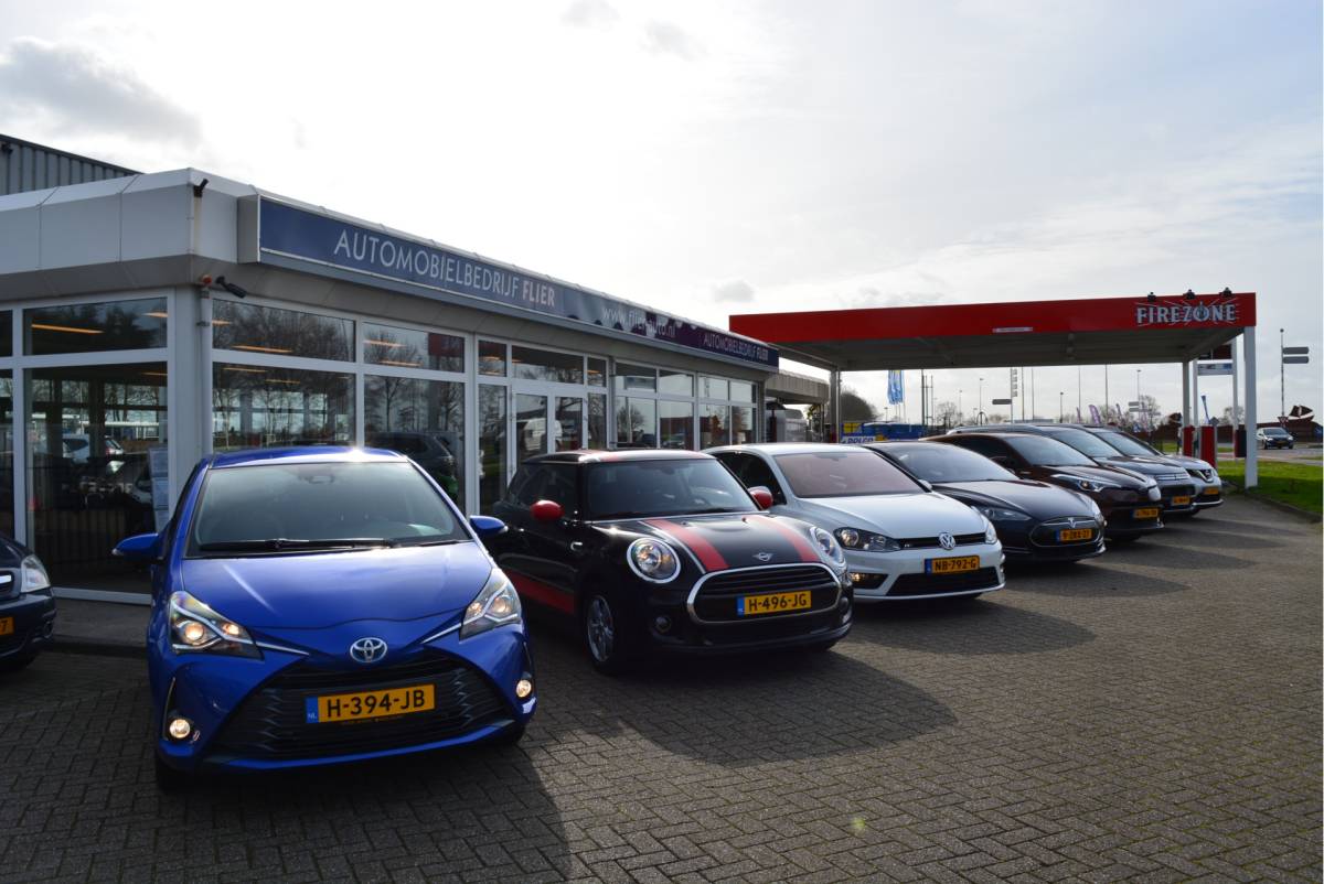 Volkswagen Golf Volkswagen Golf Variant 1.2 105PK TSI Comfortline | PDC V+A | Clima | Cruise | Navi | Orig. NL | NAP |