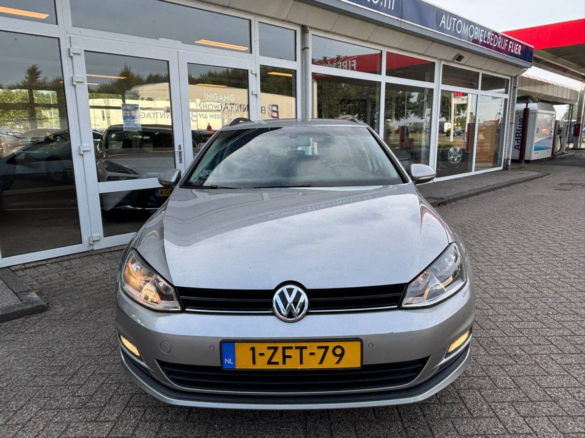 Volkswagen Golf Volkswagen Golf Variant 1.2 105PK TSI Comfortline | PDC V+A | Clima | Cruise | Navi | Orig. NL | NAP |