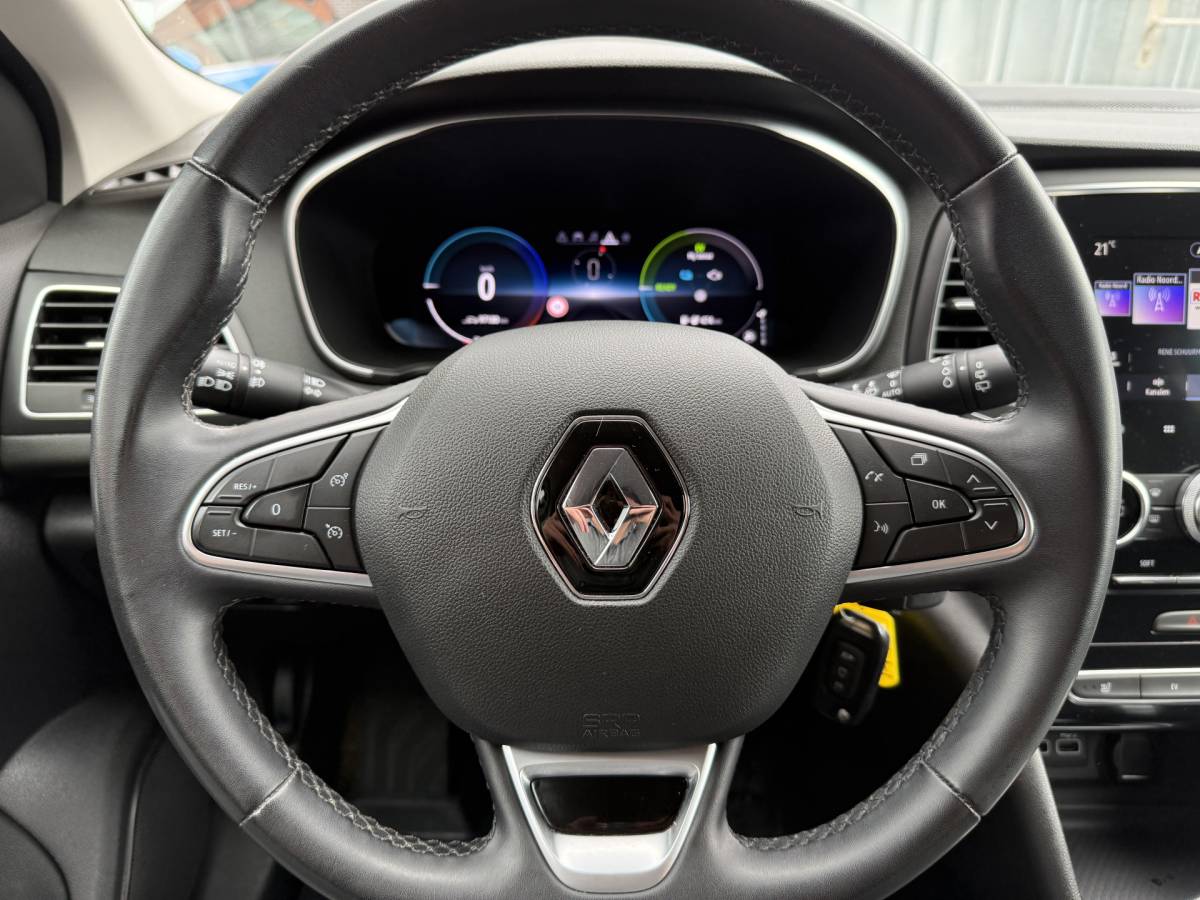 Renault Megane E-Tech Renault Mégane Estate BWJ 2022 1.6 E-Tech 124 PK  Plug-In Hybrid 160 Zen TREKHAAK | FULL LED | STOELVERW. | CAMERA | CARPLAY + ANDROID | NAVI | CLIMA | CRUISE | LMV | PDC