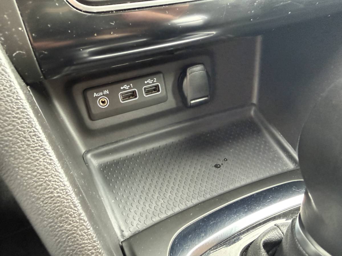 Renault Megane E-Tech Renault Mégane Estate BWJ 2022 1.6 E-Tech 124 PK  Plug-In Hybrid 160 Zen TREKHAAK | FULL LED | STOELVERW. | CAMERA | CARPLAY + ANDROID | NAVI | CLIMA | CRUISE | LMV | PDC