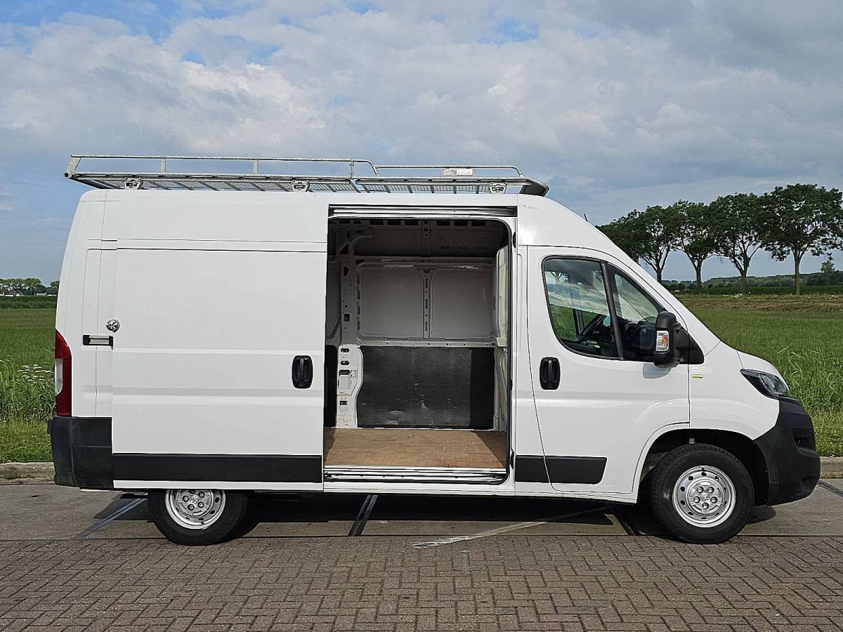 Peugeot Boxer PEUGEOT BOXER 2.2 l2h2 imperiaal navi