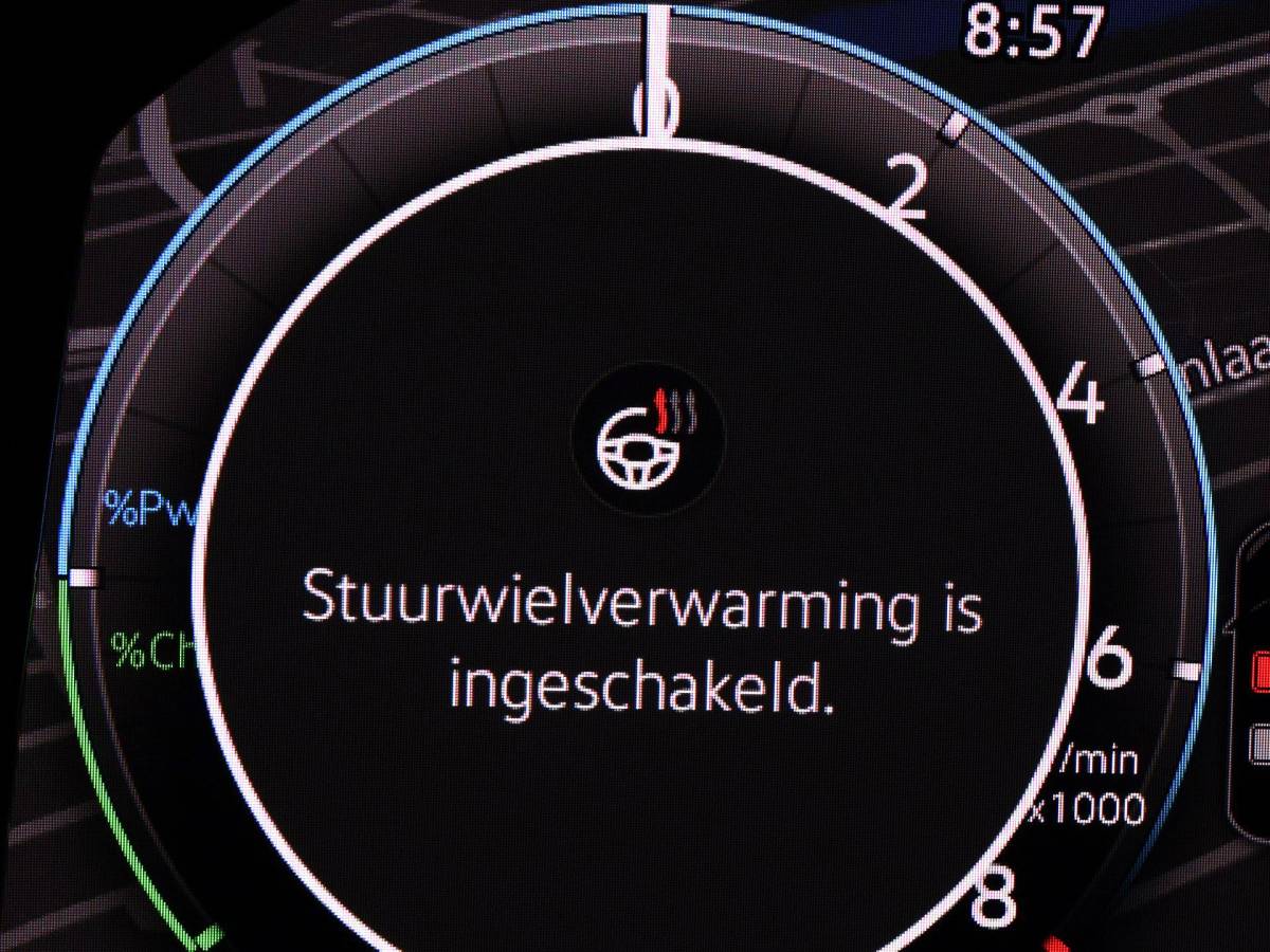 Volkswagen Golf Volkswagen Golf 1.5 eHybrid 272pk DSG GTE · Panoramadak · 360 Camera · Head-Up Display · Matrix LED · Optiekpakket Zwart · Dodehoeksensor · Garantie t/m 10-11-2030 of 100.000km