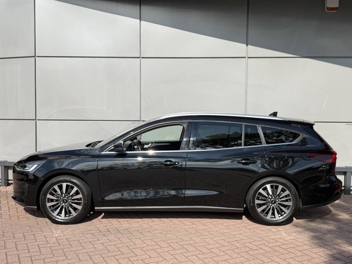 Ford Focus Ford Focus Wagon 1.0 EcoBoost Hybrid Titanium X