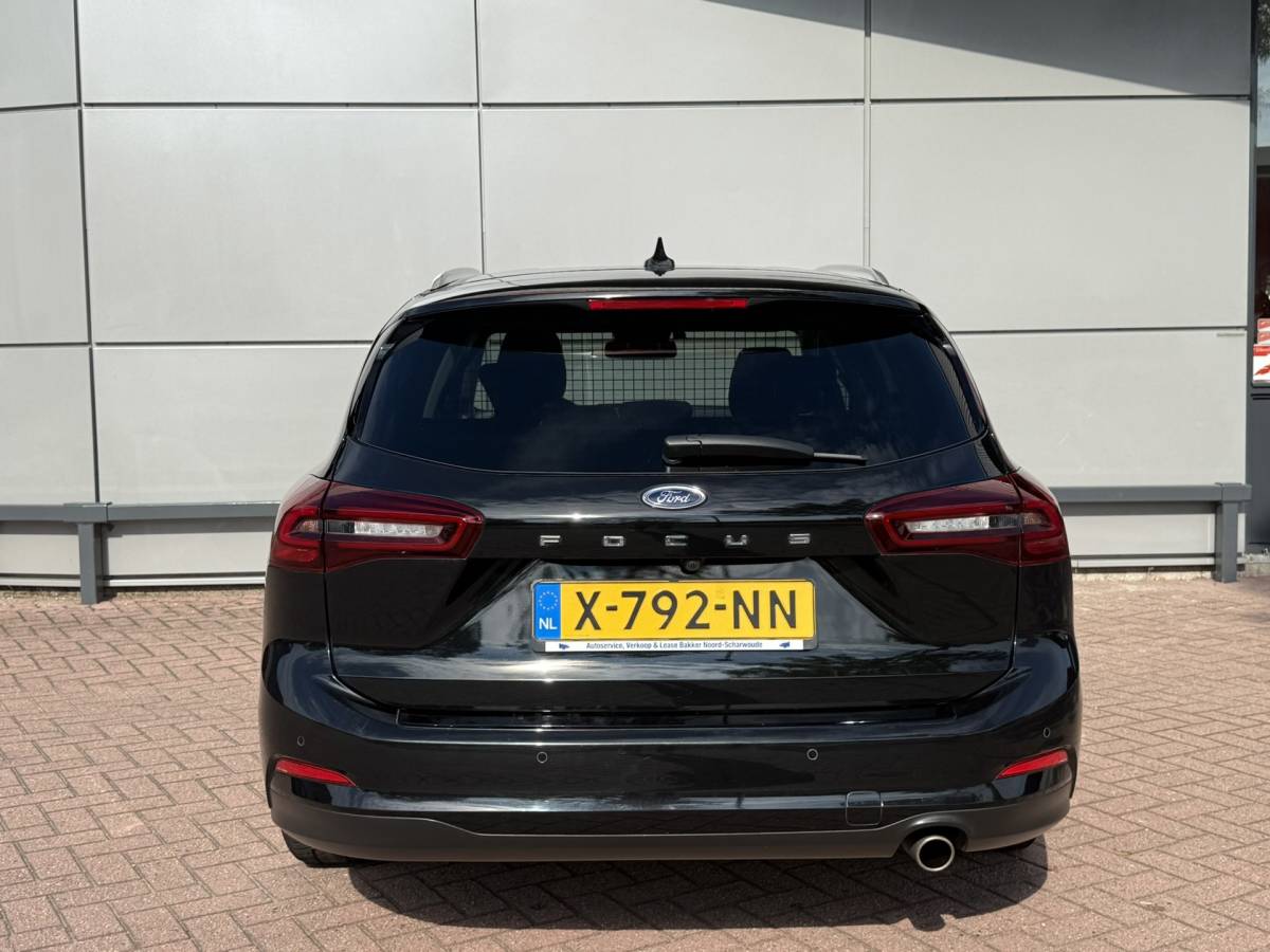 Ford Focus Ford Focus Wagon 1.0 EcoBoost Hybrid Titanium X