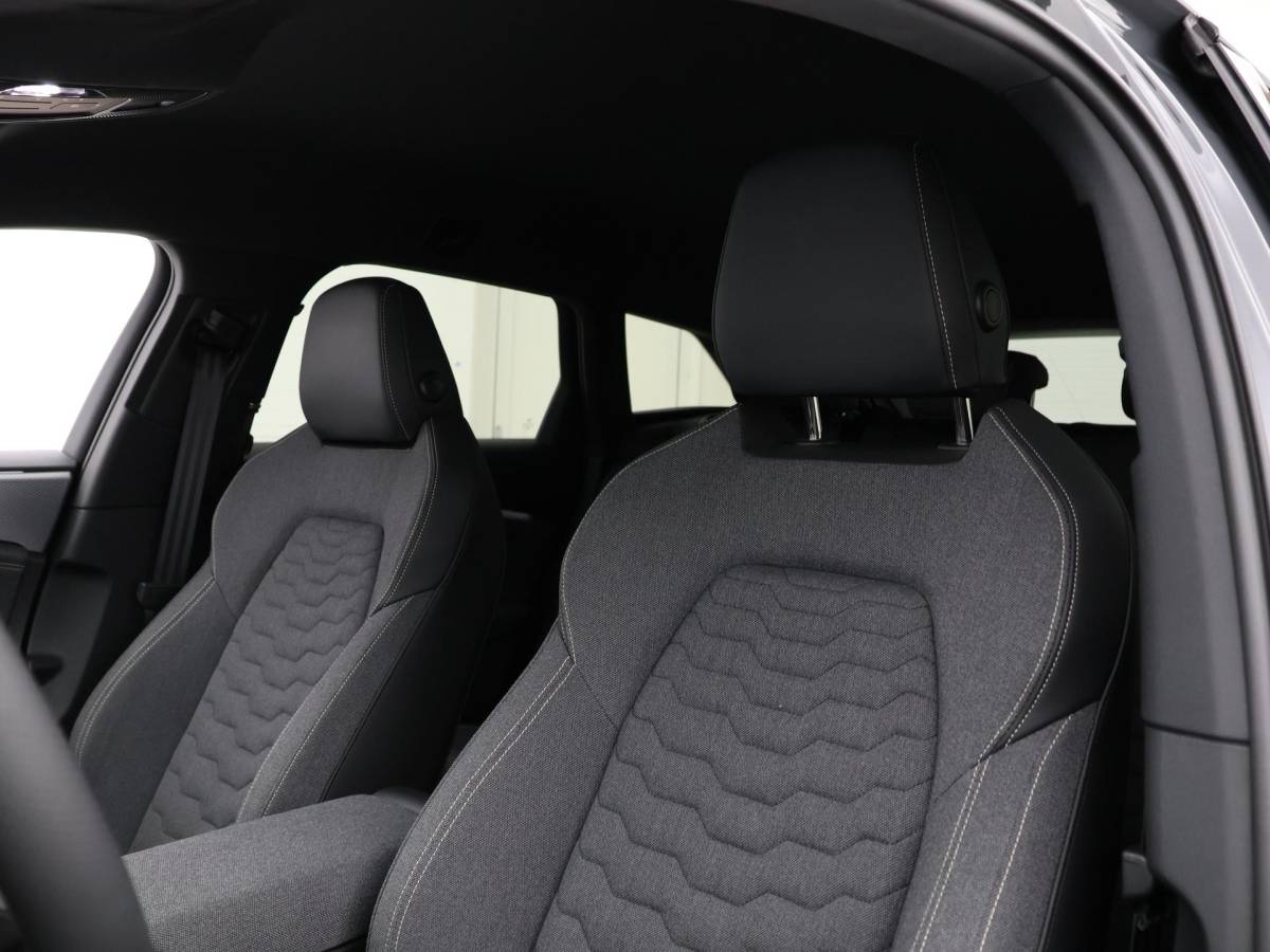 Audi A6 Avant e-tron Audi A6 Avant e-tron 367pk edition performance 100 kWh · SOH 97,8% · Warmtepomp · 360 Camera · Luchtvering · Wegklapbare Trekhaak · Stoel-& Stuurverwarming · 21” Inch · Garantie t/m 10-12-2030 of 100.000km