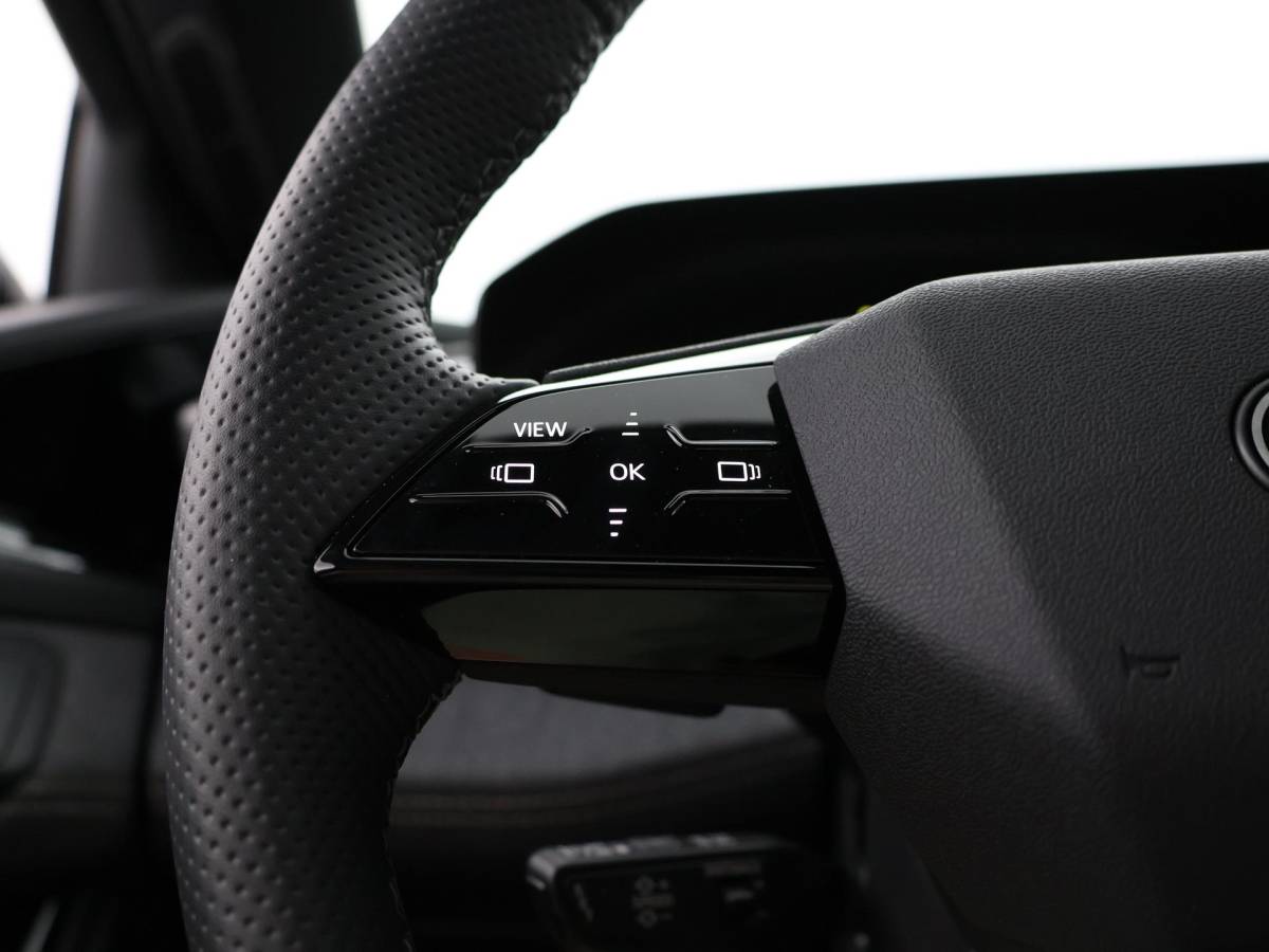 Audi A6 Avant e-tron Audi A6 Avant e-tron 367pk edition performance 100 kWh · SOH 97,8% · Warmtepomp · 360 Camera · Luchtvering · Wegklapbare Trekhaak · Stoel-& Stuurverwarming · 21” Inch · Garantie t/m 10-12-2030 of 100.000km