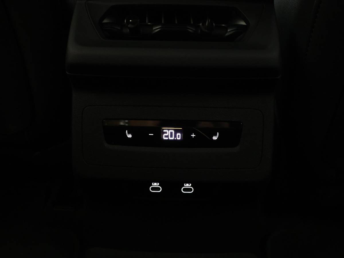 Audi A6 Avant e-tron Audi A6 Avant e-tron 367pk edition performance 100 kWh · SOH 97,8% · Warmtepomp · 360 Camera · Luchtvering · Wegklapbare Trekhaak · Stoel-& Stuurverwarming · 21” Inch · Garantie t/m 10-12-2030 of 100.000km