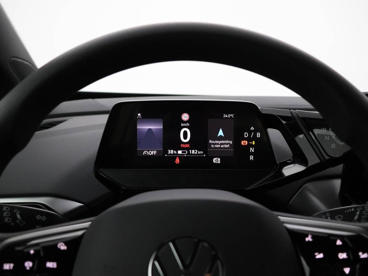 Volkswagen ID.4 Volkswagen ID.4 Pro 77 kWh 204pk SOH 95,5% · Apple/Android Car Play · Navigatie · P-Sensoren · Verkeersbord Herkenning · 19” Inch ·
