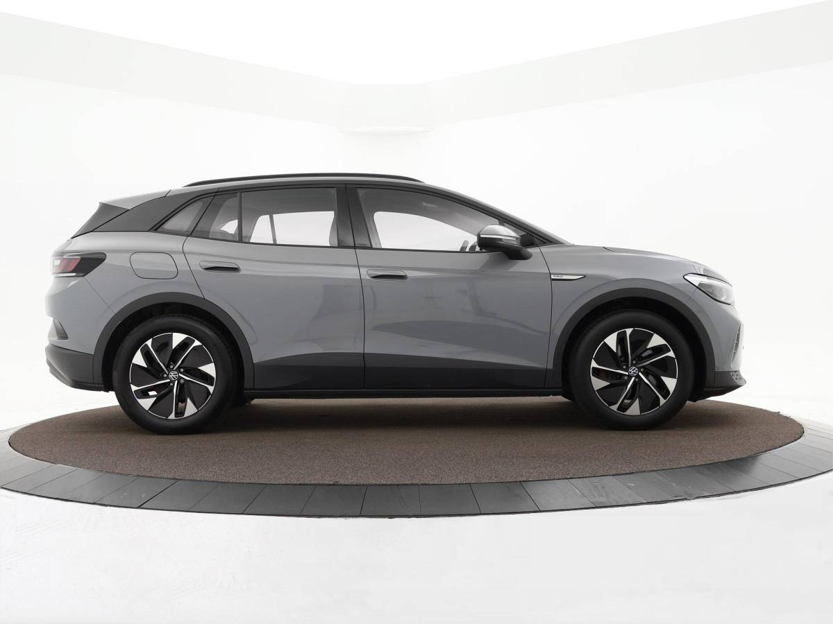 Volkswagen ID.4 Volkswagen ID.4 Pro 77 kWh 204pk SOH 95,5% · Apple/Android Car Play · Navigatie · P-Sensoren · Verkeersbord Herkenning · 19” Inch ·
