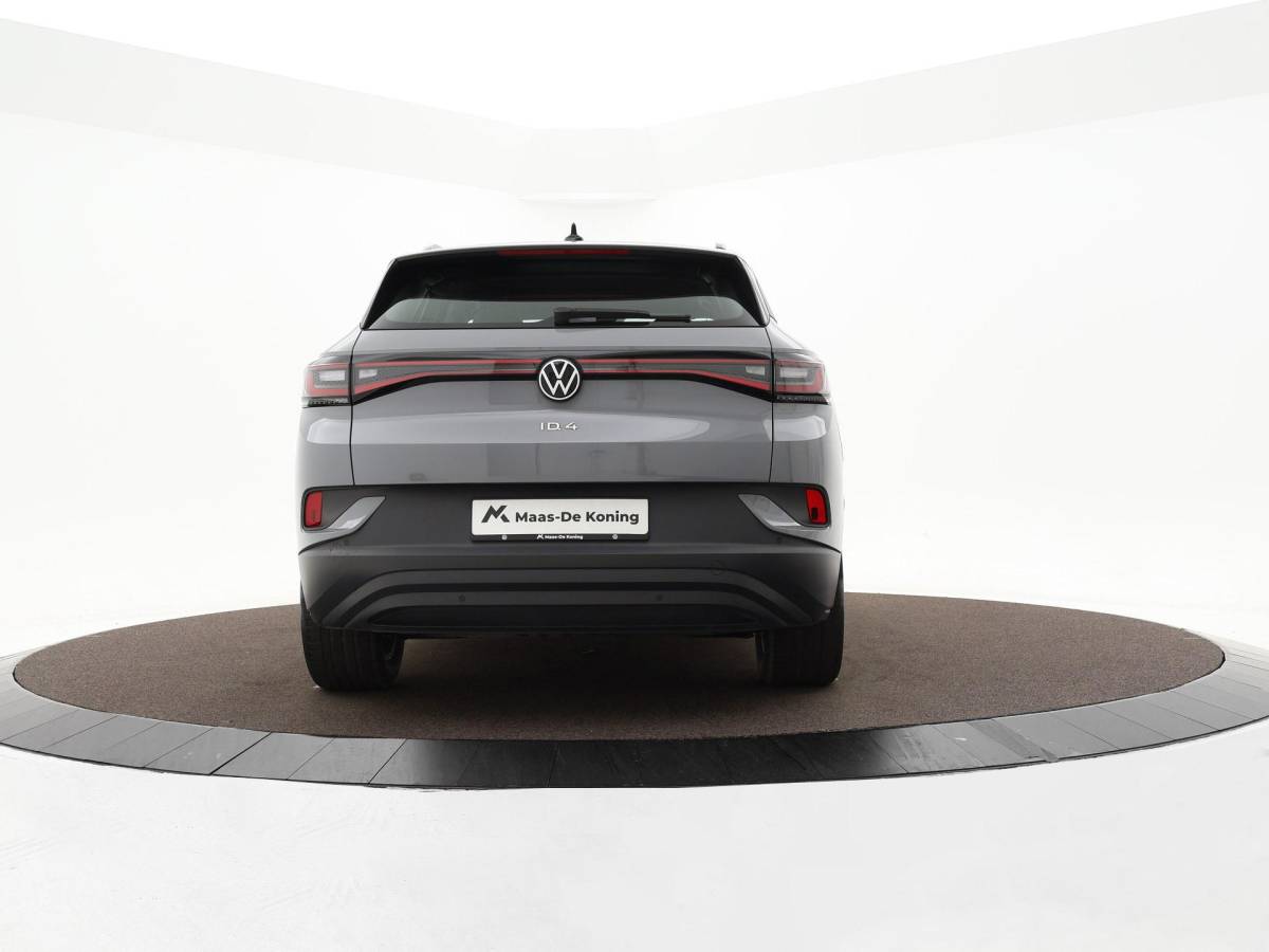 Volkswagen ID.4 Volkswagen ID.4 Pro 77 kWh 204pk SOH 95,5% · Apple/Android Car Play · Navigatie · P-Sensoren · Verkeersbord Herkenning · 19” Inch ·