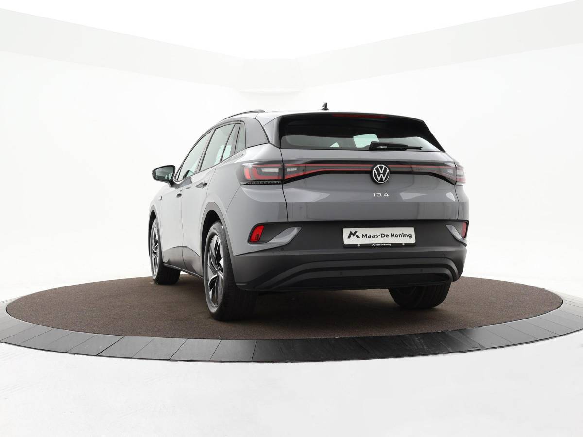 Volkswagen ID.4 Volkswagen ID.4 Pro 77 kWh 204pk SOH 95,5% · Apple/Android Car Play · Navigatie · P-Sensoren · Verkeersbord Herkenning · 19” Inch ·