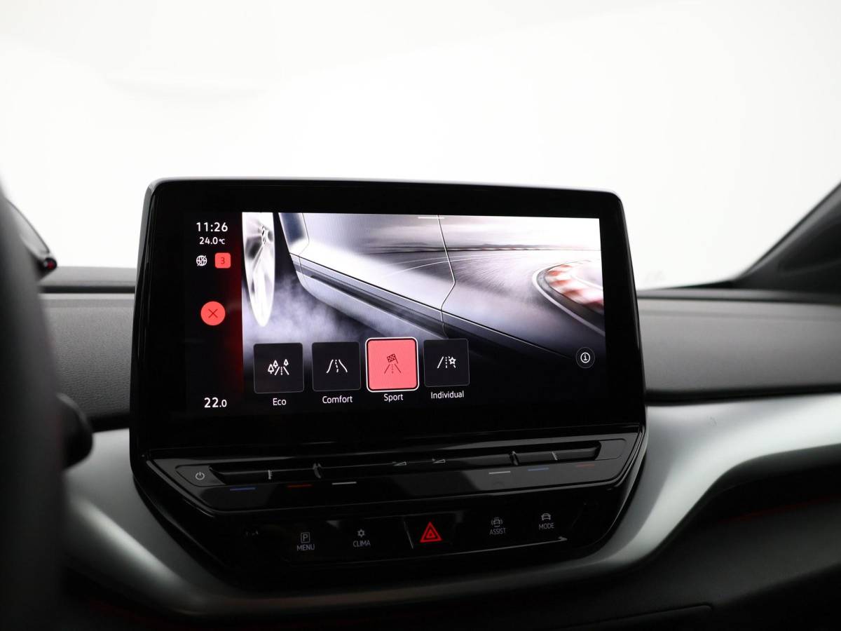 Volkswagen ID.4 Volkswagen ID.4 Pro 77 kWh 204pk SOH 95,5% · Apple/Android Car Play · Navigatie · P-Sensoren · Verkeersbord Herkenning · 19” Inch ·