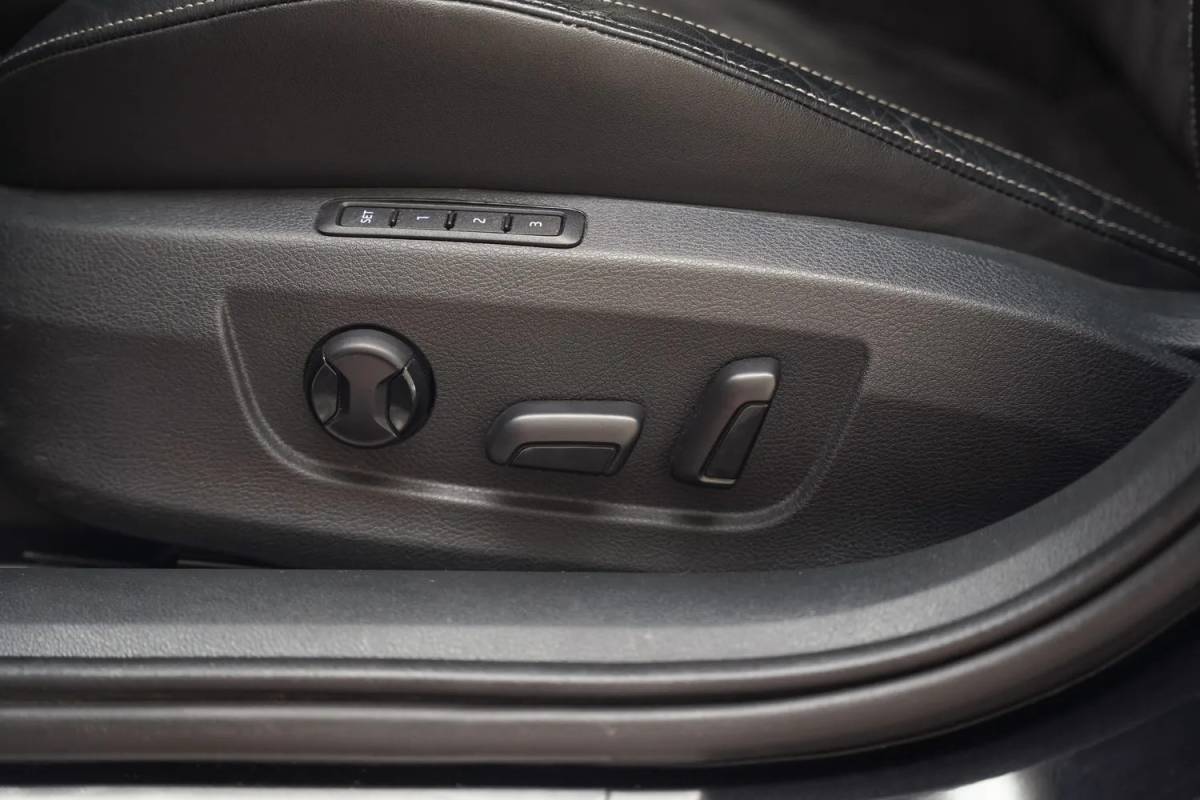 Škoda Superb Skoda Superb COMBI 1.4 TSI iV PHEV Sportline Aut.[ Panorama Virtual Trekhaak ]