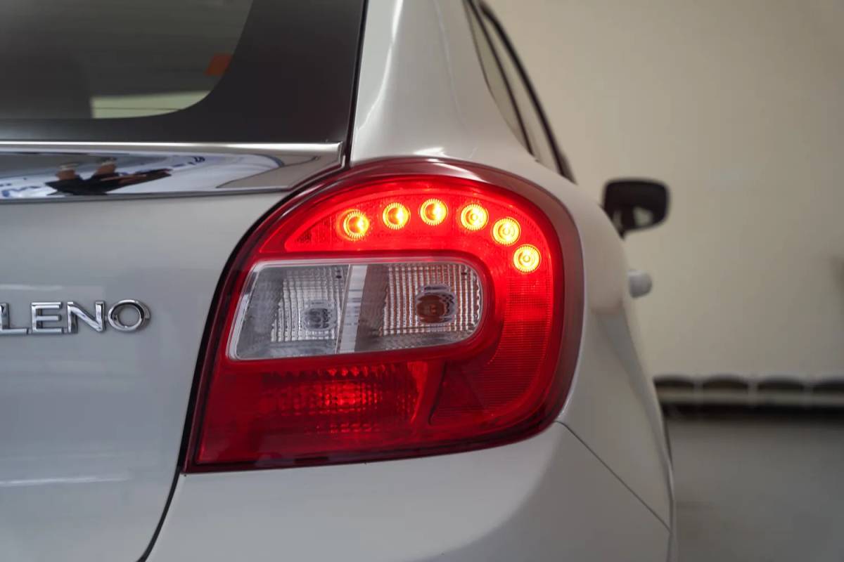 Suzuki Baleno Suzuki Baleno 1.2 Exclusive [ Navi Camera Trekhaak ]