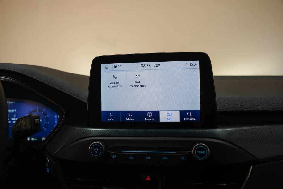 Ford Focus Ford Focus i.5 EcoB Wagon Active X Aut. [ECC / Clima Trekhaak Navi Apple / Android]